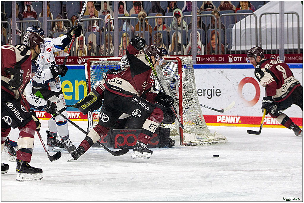 PENNY DEL;  Koelner Haie - Straubing Tigers; Koeln, 14.04.2021